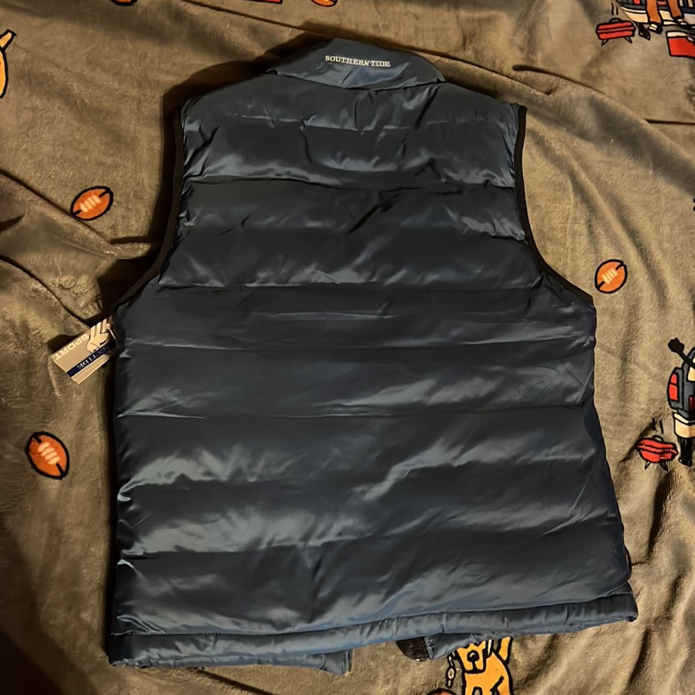 Southern Tide Puffer Vest Brand New with Tags - Picture 2 of 8